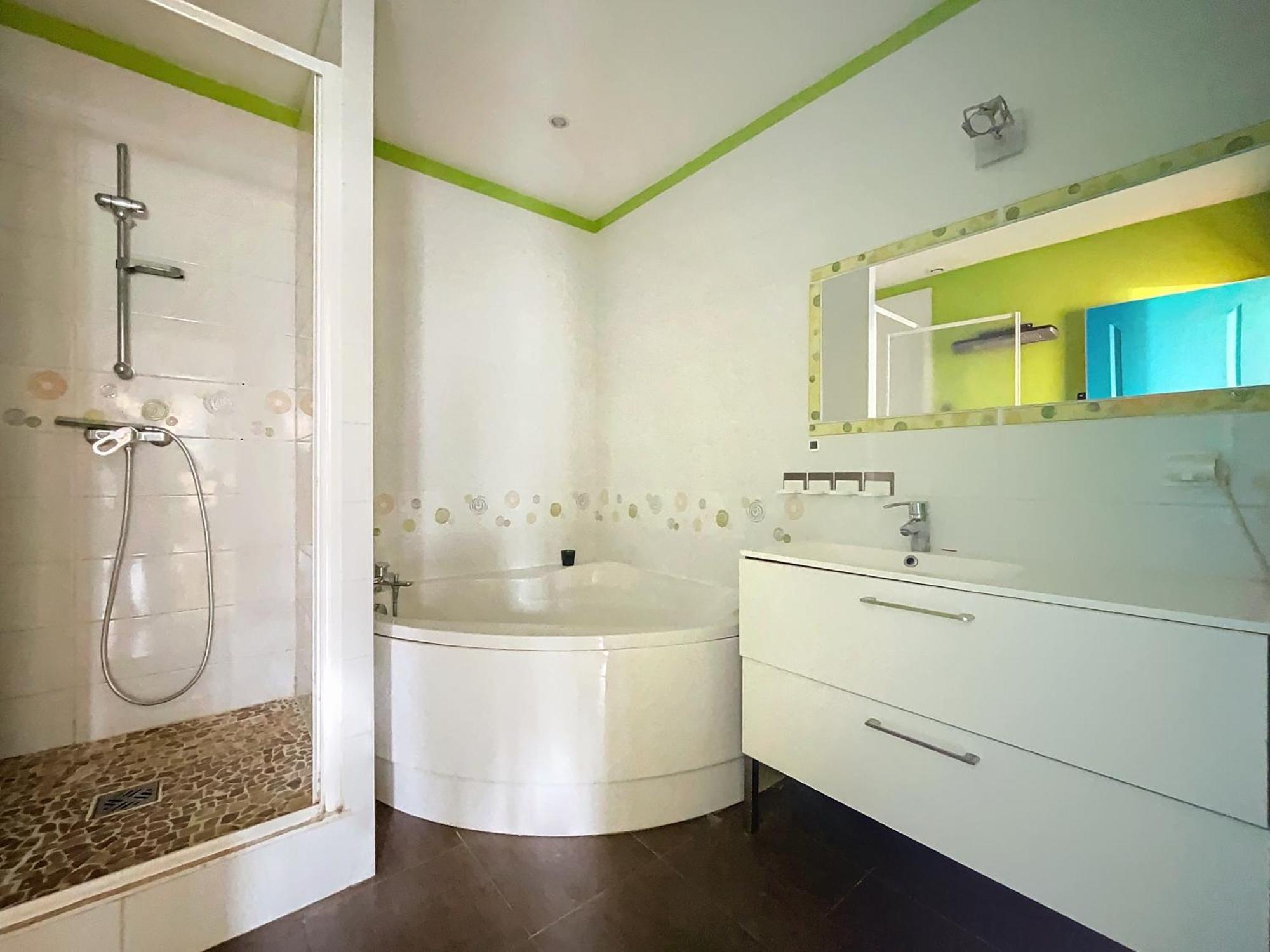 La Roue Libre 3 Chambres - 1Er Etage Au Centre Ville De L'Arbresle Eveux 외부 사진